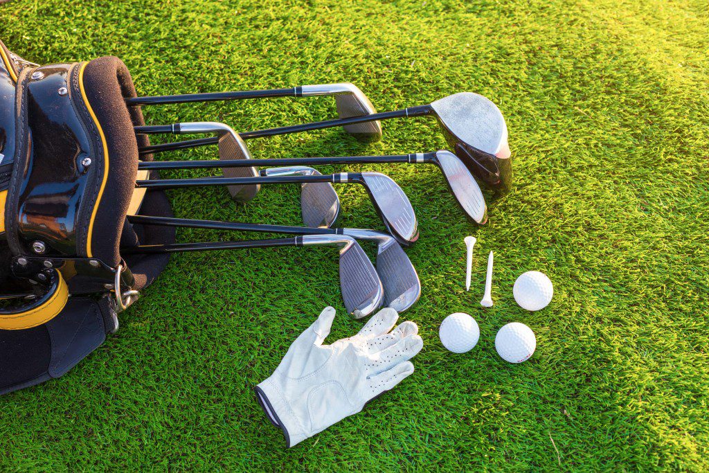 golfing equipment min